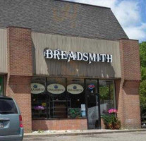 Breadsmith outside