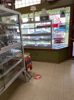 Ortiz Bakery food