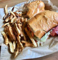 Primanti Bros. Restaurant And Bar Pleasant Hills food