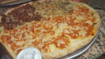 Sal's Pizza food