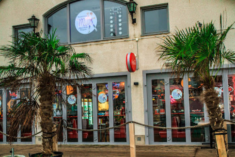 Mel's Diner Hamnen Inomhus