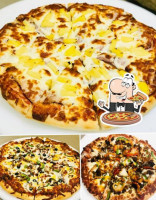 Jona’s Pizza Asian Cuisine food