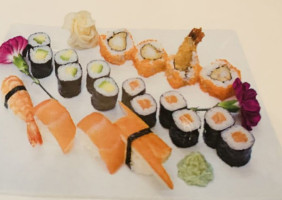 Mi Ka Do Japanisches Restaurant Sushi Bar food