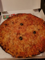 La Bonne Pizza food