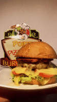 Point Pizzaria E Burgueria food