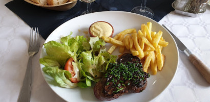 Le Jean Bertin food