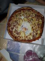 Tonton Pizz St Just Chaleyssin food