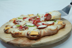 Pizza Blanqui food