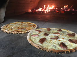 Le Loft A Pizza food