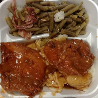 Lovett's Soul Food food