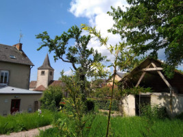 Auberge De Poil food