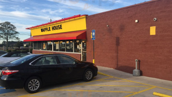 Waffle House outside