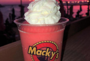 Macky's Bayside Grill food