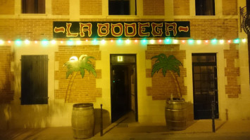 La Bodega Soulac Sur Mer inside