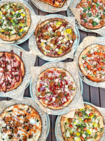 Pieology Pizzeria food