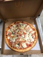 Paisano's Pizzeria food