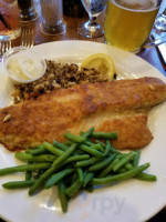 Riverstone Tavern food