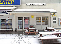 McDonald`s inside