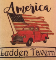 Ludden Tavern outside