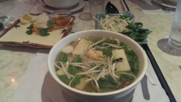 Mama's Vietnamese Cuisine food