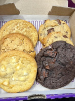 Insomnia Cookies food