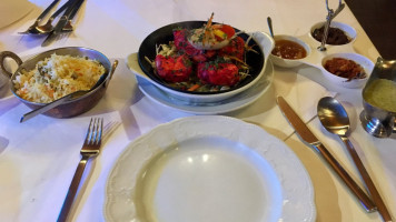 Taj Tandoori food