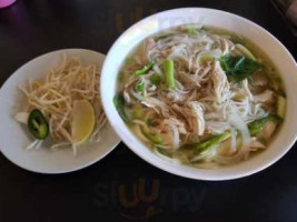 Kettle Pho Bistro food