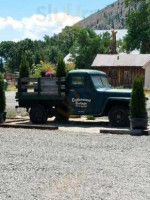 Cottonwood Cottage outside