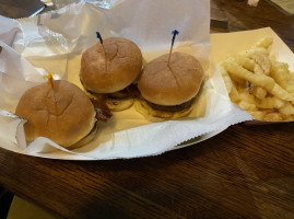 Chicago Street Pub food