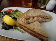 Cricketers Inn food