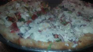 Sal's Pizza food