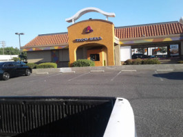 Taco Bell outside