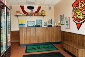 Lou Malnati's Pizzeria Carry Out food