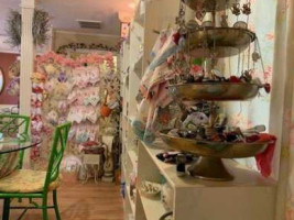 Calabash Garden Tea Room Gift Shop inside