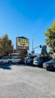 Bill's Cafe outside