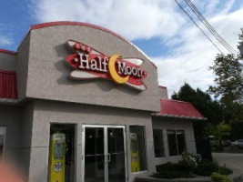 Half Moon Drive In outside