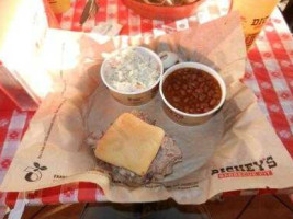 Dickey's Barbecue Pit food