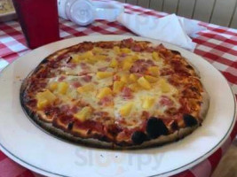 Island Pizza Sanibel food