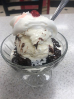 Oberweis Ice Cream And Dairy Store food