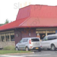 Pizza Hut outside