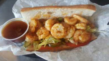 Nola Poboys food