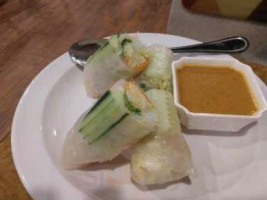 Thai Khao Kaeng Express Pizzeria food