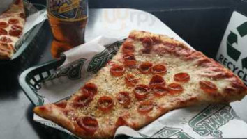 Perris Pizza food