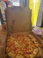 Pizza Hut food