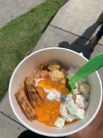 Tutti Frutti Frozen Yogurt food