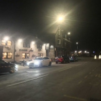 The Queens Arms outside