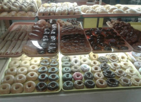 Happy Donut Shop food