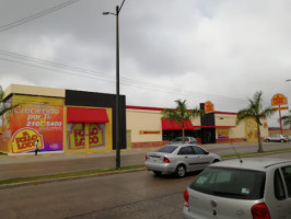 El Pollo Loco, Sucursal Tampico Universidad outside