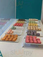 Macaron food