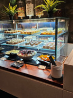 Cosmo World Buffet Oxford food